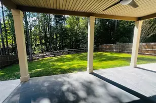 184 Clubhouse Crossing, Acworth, GA 30101 - Photo 3