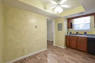 1750 Clairmont Rd, Decatur, GA 30033 - Photo 5