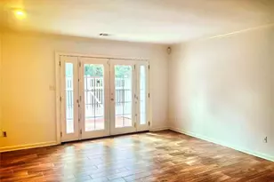 1750 Clairmont Rd, Decatur, GA 30033 - Photo 11