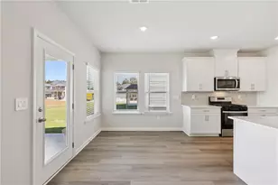 1499 High Fls Ln, Grayson, GA 30017 - Photo 11