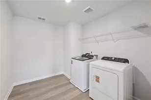 1489 High Fls Ln, Grayson, GA 30017 - Photo 31