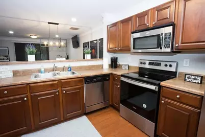 743 Crestwell Circle, Atlanta, GA 30331 - Photo 7