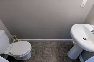 2435 Vine St, Union City, GA 30291 - Photo 11