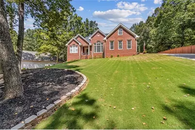 5985 Wigwam Way, Flowery Branch, GA 30542 - Photo 5