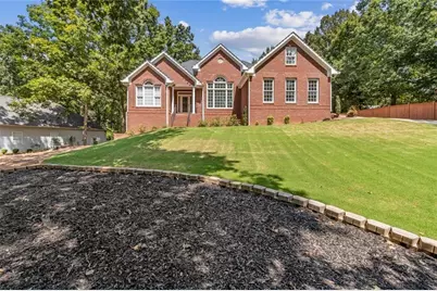 5985 Wigwam Way, Flowery Branch, GA 30542 - Photo 3