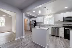 2591 Hood Ave, Atlanta, GA 30318 - Photo 9