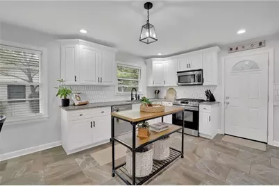 740 Powder Springs Street SE, Smyrna, GA 30080 - Photo 5