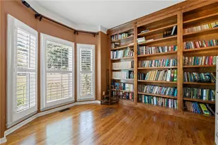 703 Overlook Point, Woodstock, GA 30189 - Photo 5