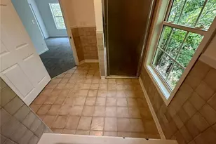 2417 Perry Blvd NW, Atlanta, GA 30318 - Photo 9