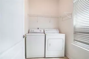 126 Wellbrook Ct NE, Conyers, GA 30012 - Photo 17