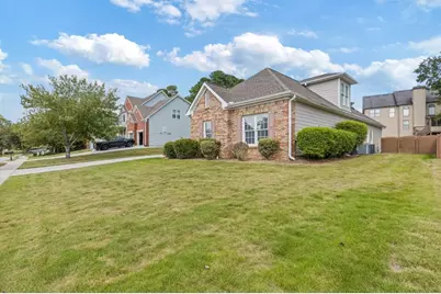 3042 Blue Creek Path, Loganville, GA 30052 - Photo 3