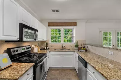 115 Peachtree Memorial Drive NW #D4, Atlanta, GA 30309 - Photo 17