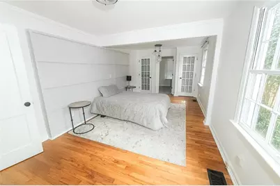 1660 Bristol Drive NE, Atlanta, GA 30329 - Photo 11