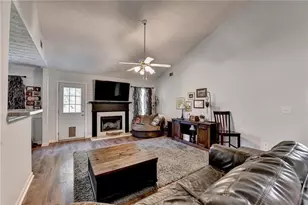 619 Landing Way, Loganville, GA 30052 - Photo 9