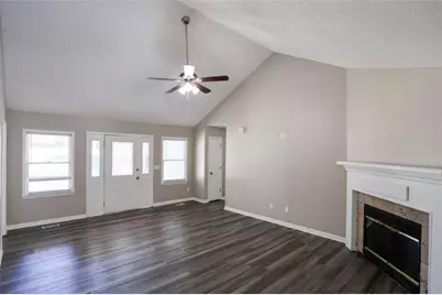 121 Wilson Circle, Carrollton, GA 30117 - Photo 3