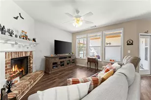 5929 Watersdown Wy, Flowery Branch, GA 30542 - Photo 5