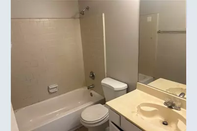 7049 Crestwood Place, Lithonia, GA 30058 - Photo 9