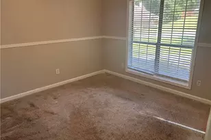 7049 Crestwood Pl, Lithonia, GA 30058 - Photo 7