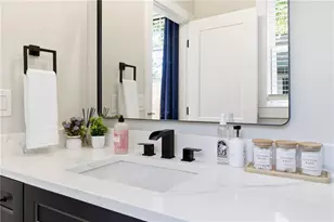 991 Joseph E. Boone Blvd NW, Atlanta, GA 30314 - Photo 27