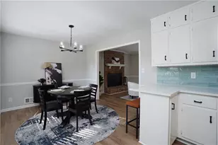 2063 Wellborn Close, Lithonia, GA 30058 - Photo 9