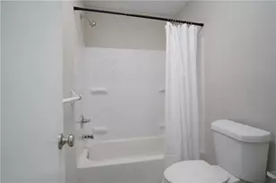 2063 Wellborn Close, Lithonia, GA 30058 - Photo 19