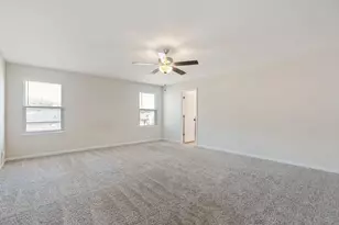 6901 Durham Ln, Fairburn, GA 30213 - Photo 11