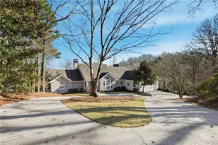 951 E Lake Dr, Gainesville, GA 30506 - Photo 5