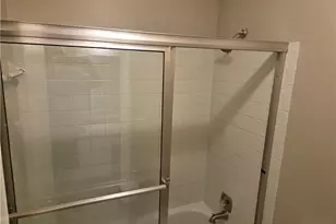 943 Lake Dr Ct, Stone Mountain, GA 30088 - Photo 11