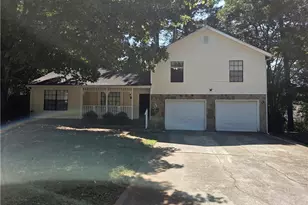 943 Lake Dr Ct, Stone Mountain, GA 30088 - Photo 1