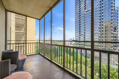 300 Peachtree Street NE #11I, Atlanta, GA 30308 - Photo 9