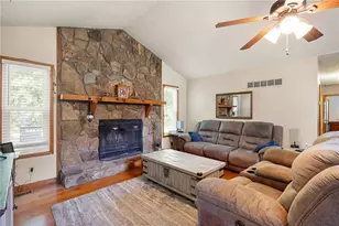 205 Deerchase Dr, Woodstock, GA 30188 - Photo 5