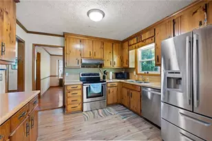 205 Deerchase Dr, Woodstock, GA 30188 - Photo 9