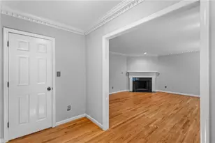 370 The Chace, Atlanta, GA 30328 - Photo 3