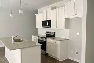 7439 Knoll Hollow Rd, Lithonia, GA 30058 - Photo 7