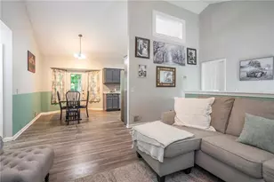 1534 Oakhill Dr, Auburn, GA 30011 - Photo 3