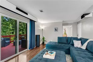 500 Barrington Dr W, Roswell, GA 30076 - Photo 11