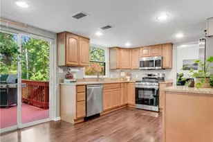 500 Barrington Dr W, Roswell, GA 30076 - Photo 5