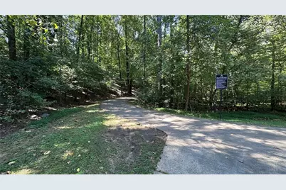 500 Barrington Drive W, Roswell, GA 30076 - Photo 43