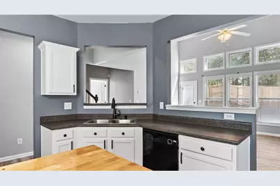 1661 Hedington Court, Lawrenceville, GA 30045 - Photo 9