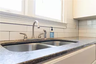 359 Mathewson Pl SW, Atlanta, GA 30310 - Photo 13