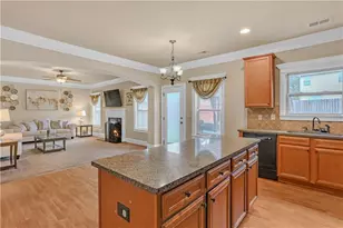 4287 Meadow Wind Dr SW, Snellville, GA 30039 - Photo 7