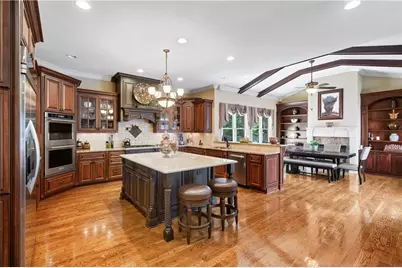 2457 Treehaven Drive, Snellville, GA 30078 - Photo 11