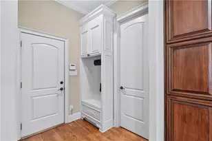 2457 Treehaven Dr, Snellville, GA 30078 - Photo 17