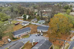 1071 Oakland Ave SE, Conyers, GA 30012 - Photo 7