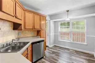 817 Revena Dr, Austell, GA 30168 - Photo 13