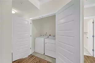 860 Stonehill Ln, Atlanta, GA 30324 - Photo 21