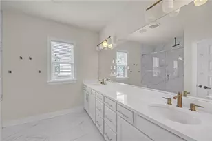 860 Stonehill Ln, Atlanta, GA 30324 - Photo 19