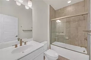 860 Stonehill Ln, Atlanta, GA 30324 - Photo 23