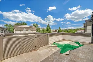 860 Stonehill Ln, Atlanta, GA 30324 - Photo 29