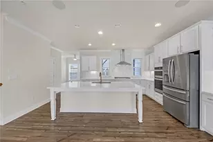 860 Stonehill Ln, Atlanta, GA 30324 - Photo 9